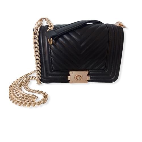 Τσάντα-Ώμου-Καπιτονέ-Μαύρη-Με-Χρυσή-Αλυσίδα