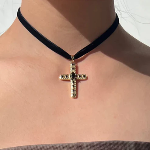 Black cross choker DE-NE117