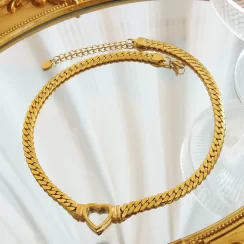 Heart-Necklace-Gold-DE-NE370